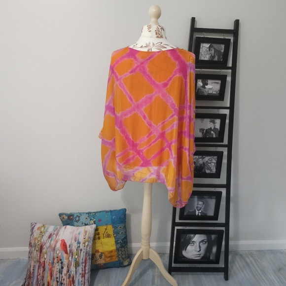 Lovely Layered Blouse - Picture 3 of 8